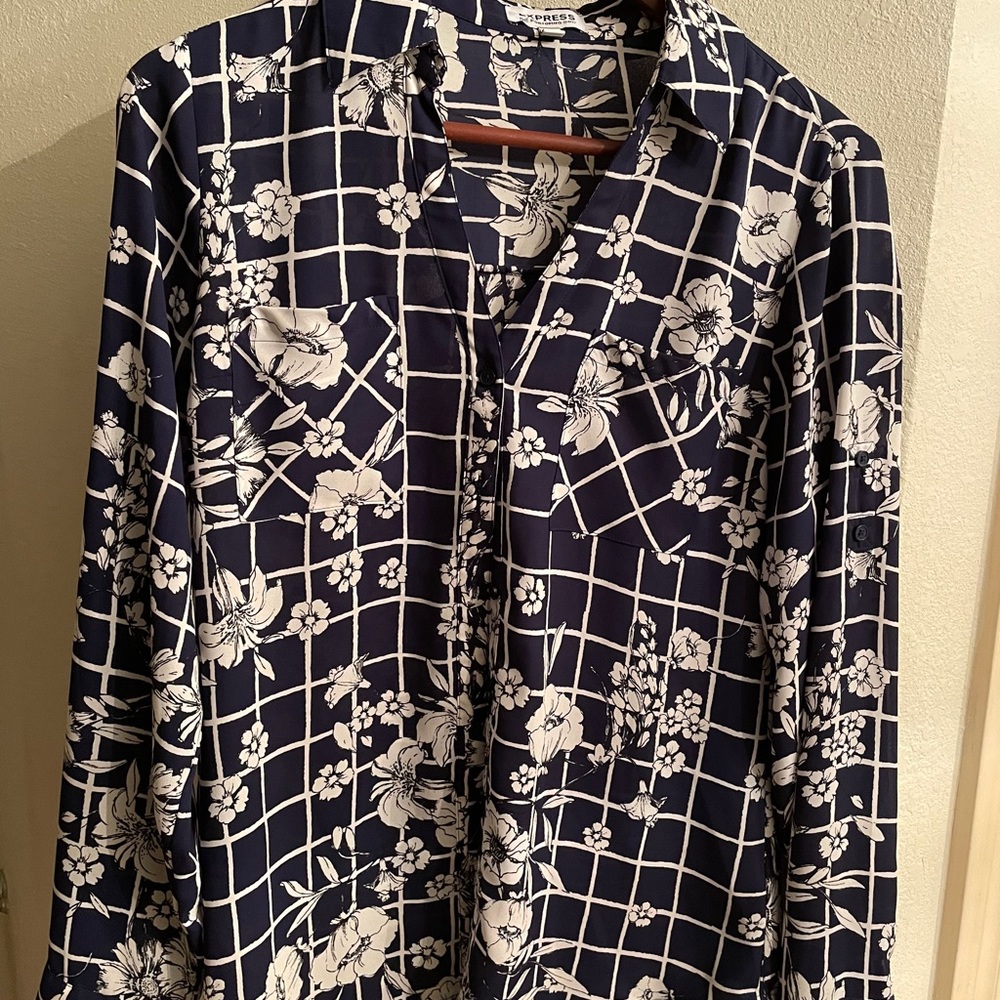 Navy White Express Long Sleeve Blouse